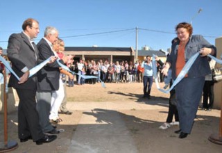 Entregaron Viviendas y Jubilaciones en Jacinto Araúz