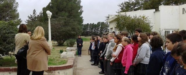 La Ministra Jacqueline Evangelista visitó el Instituto Agrotecnico Alpachiri.