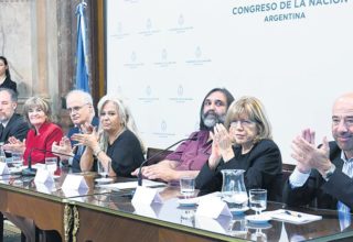 Presentación de Mundo Sur, un grupo de política exterior encabezado por Taiana