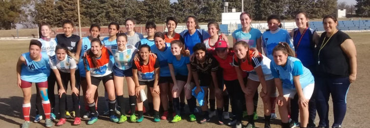 Entrena la preselección de fútbol femenino hacia los Juegos de la Araucanía