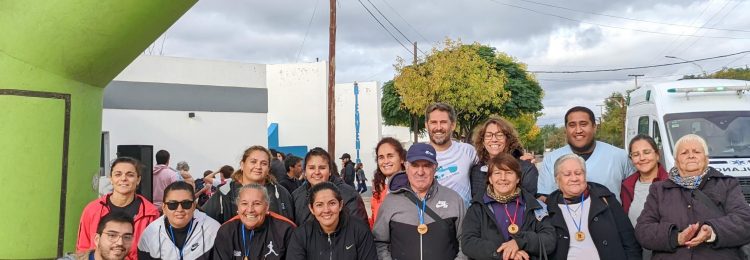 Correcaminata en La Adela: estimular la actividad física y fomentar que la salud es un derecho