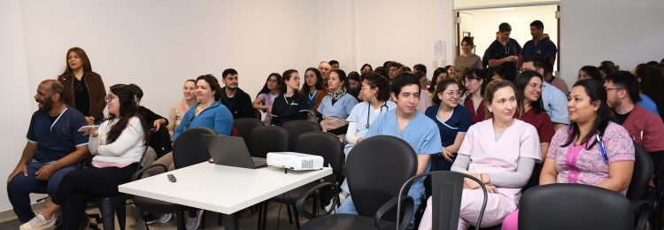 Emotivo acto de bienvenida a profesionales que inicaron sus residencias médicas