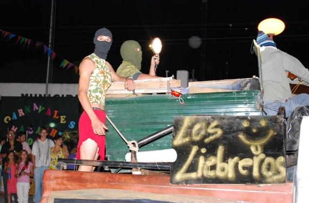 Comparsa 4 Carnaval Macachin