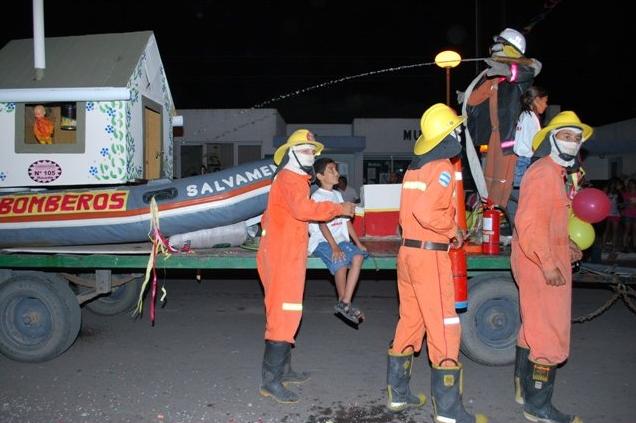 Comparsa 5 Carnaval Macachin