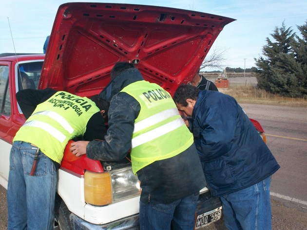 Operativo Policial Puesto Caminero Guatrache Junio 2012 I